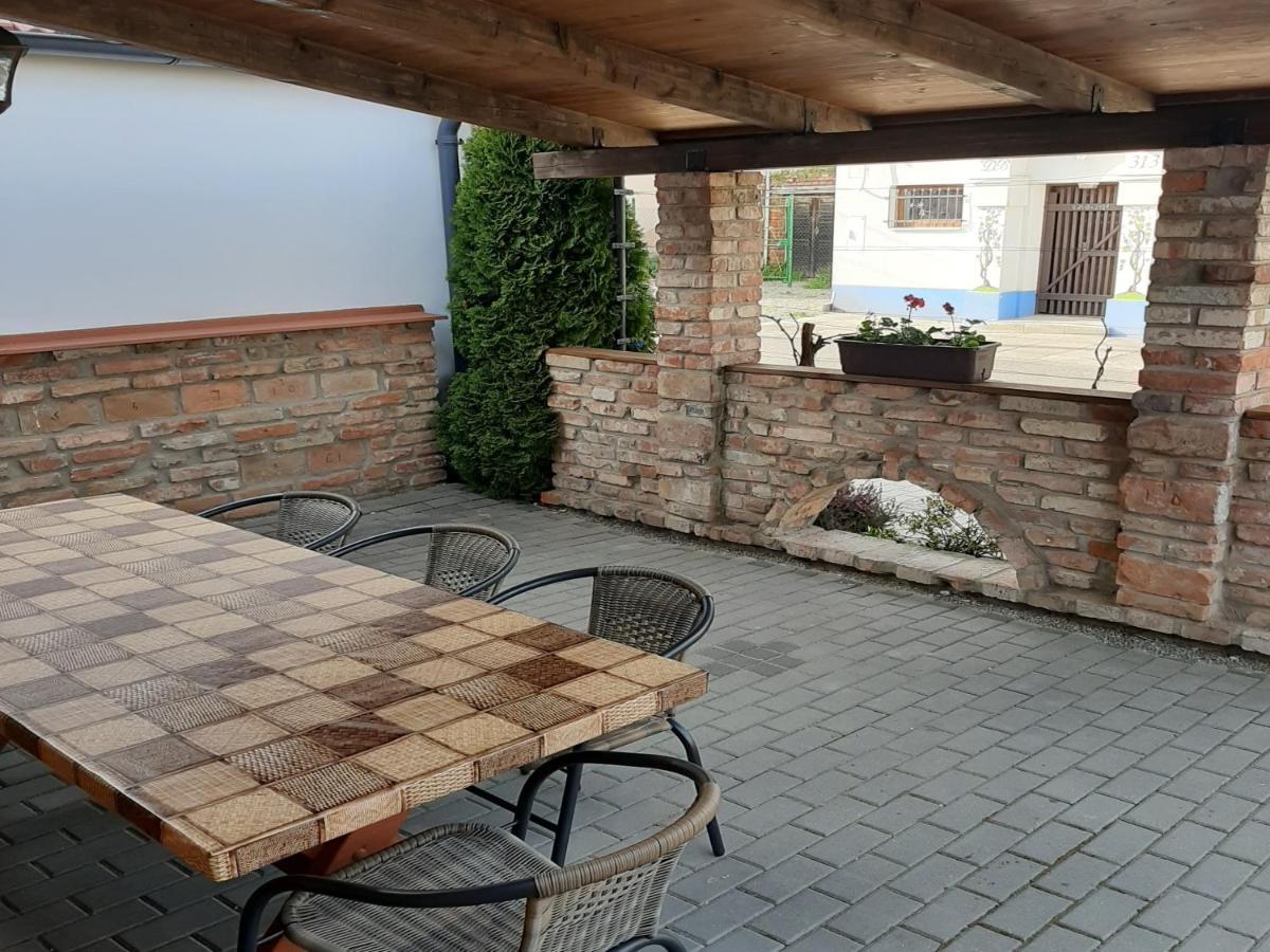 Apartment U Pavelku Mutěnice Extérieur photo
